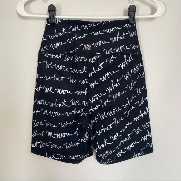 WeWoreWhat Logo Scribble Biker Shorts Black White Size Small NWT - Picture 5 of 8